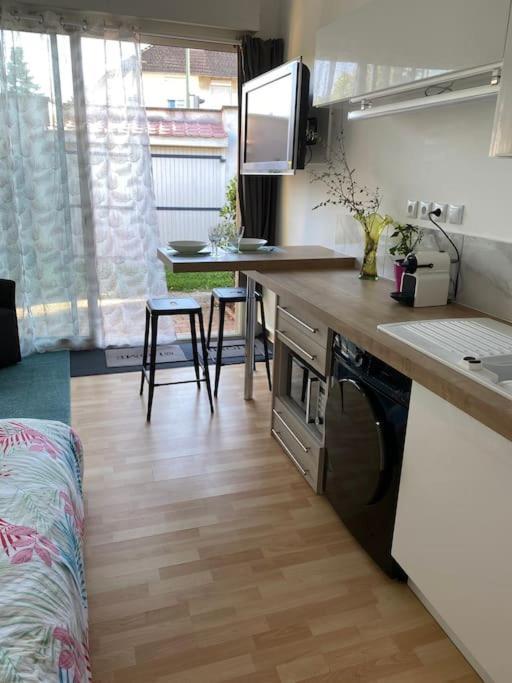 Le Cosy Tassin - Rez De Jardin Appartement Buitenkant foto